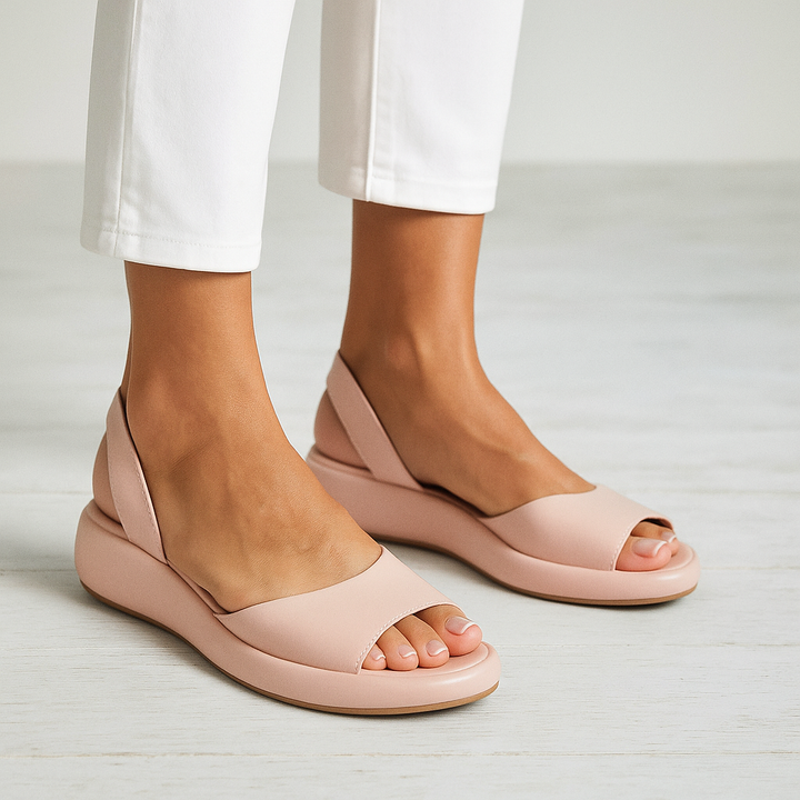 Sandalen mit offener Zehenpartie