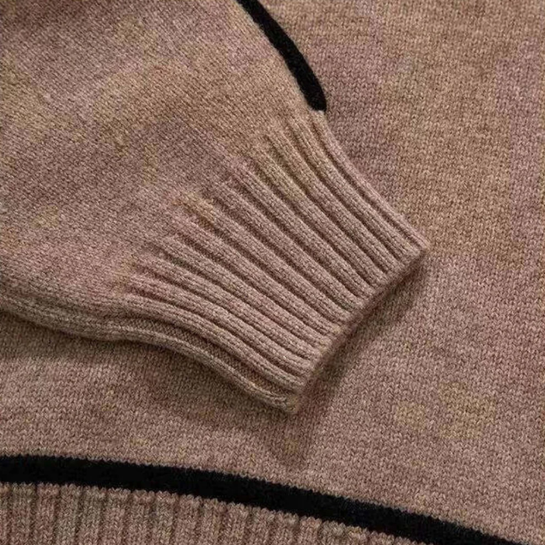 Maglione Elegante a Collo Alto con Dettagli a Contrasto