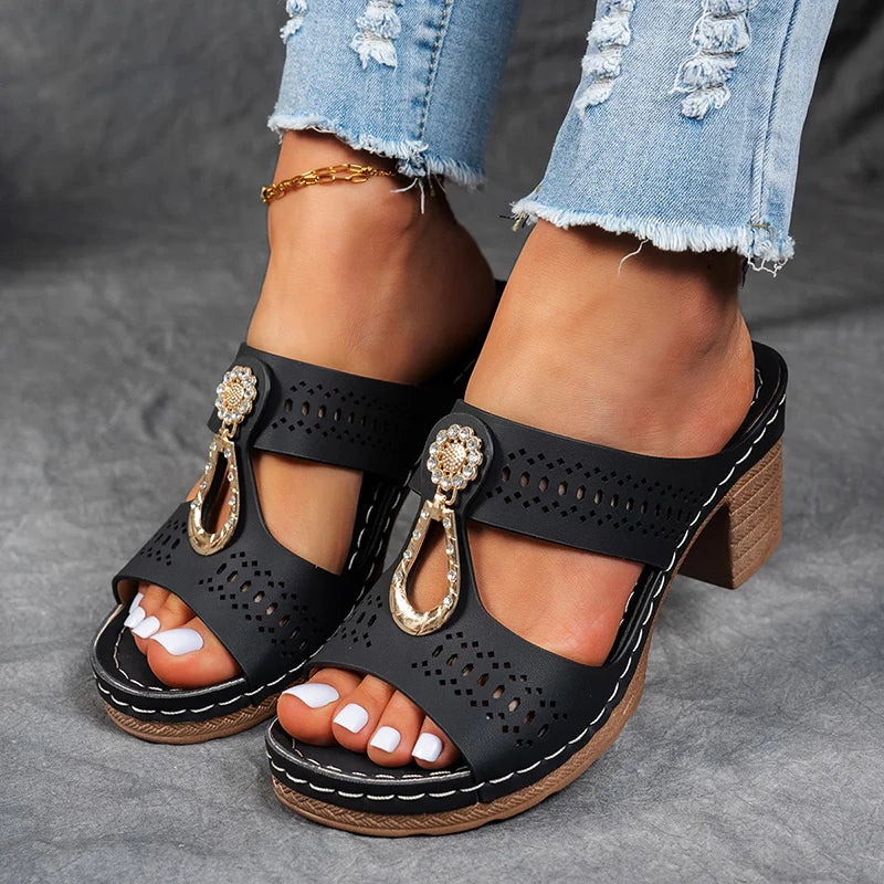 Orthopädische Sandalen mit elegantem Design