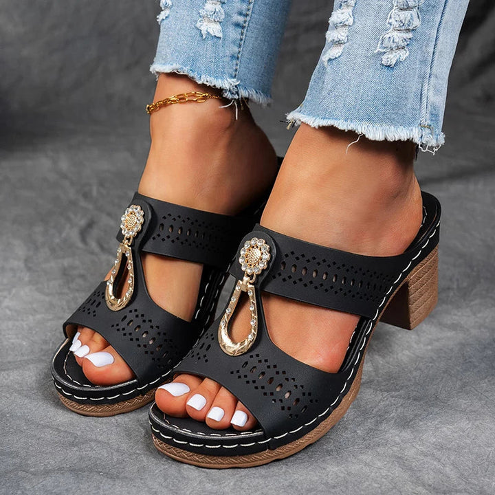 Orthopädische Sandalen mit elegantem Design