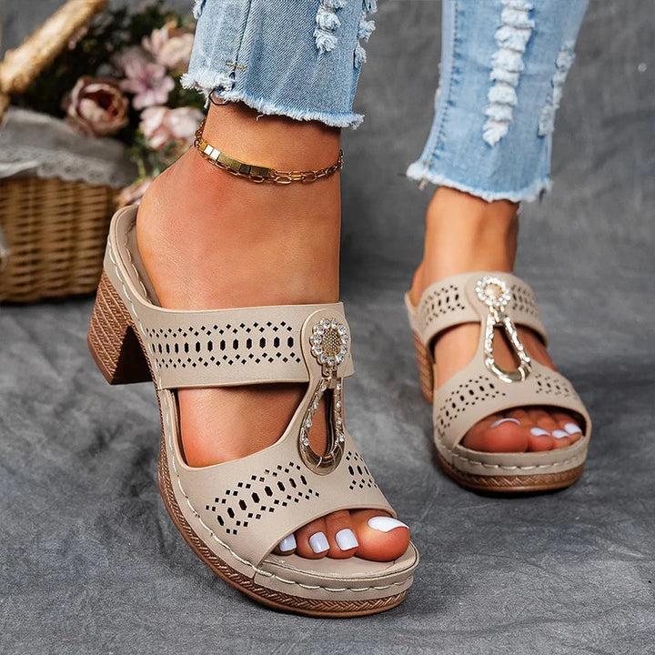 Orthopädische Sandalen mit elegantem Design