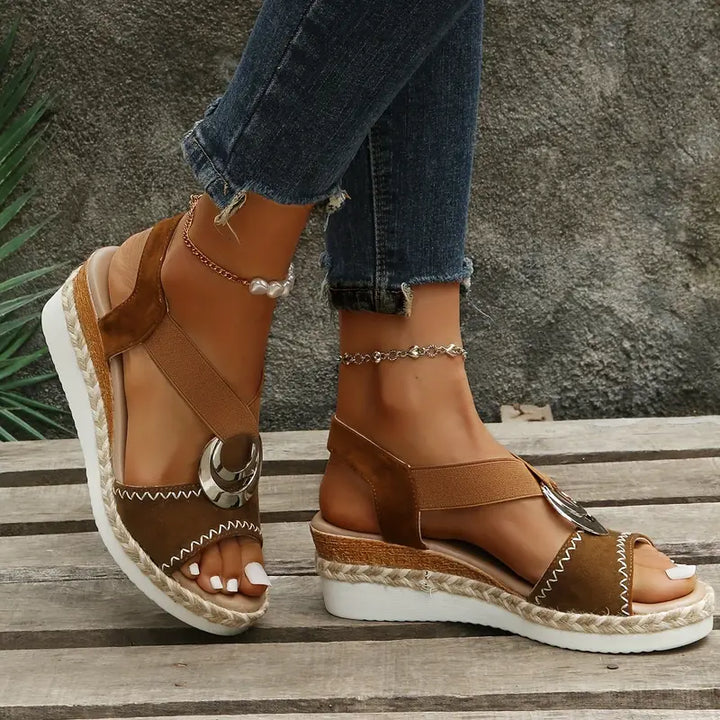 Elegante Plateau-Sandalen